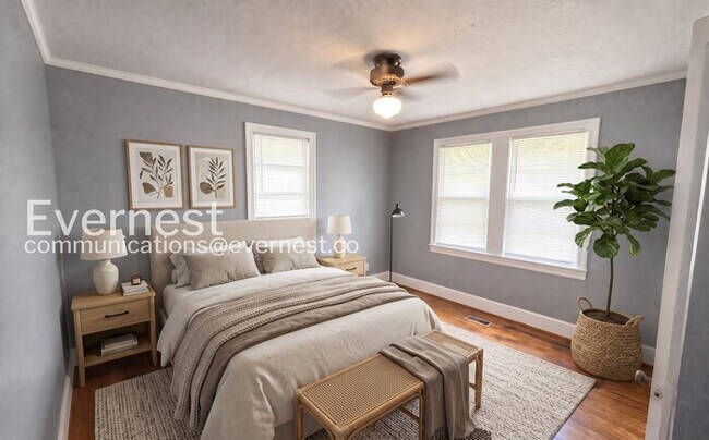 Foto del edificio - 2 Bed, 1 Bath Home with Fenced Yard & Carport / Pet-Friendly / Available Now!