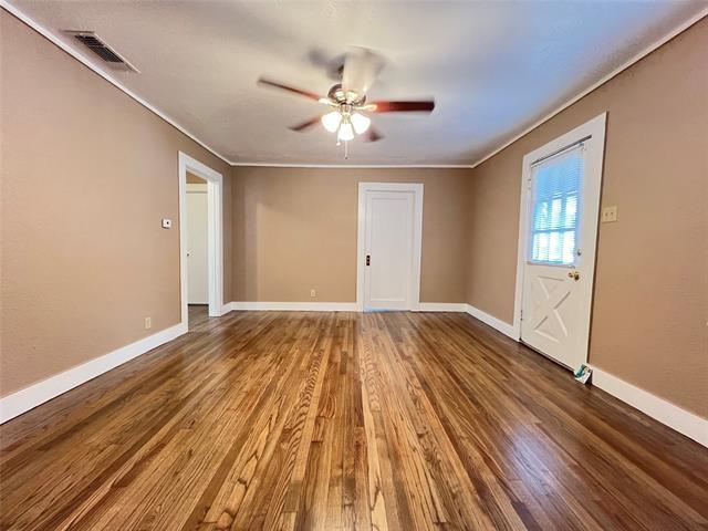 Building Photo - 718 Coit St