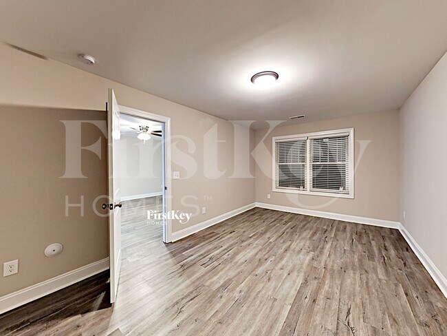 Building Photo - 5775 Sumter Ave