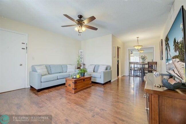 Foto del edificio - 2181 NE 67th St