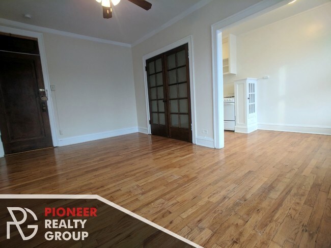 Foto del edificio - 4631 N Paulina St