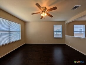 Building Photo - 249 Val Verde Dr