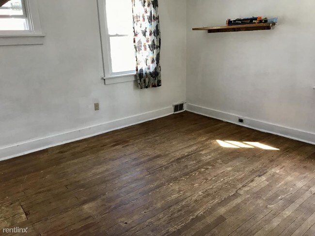 Building Photo - 2 br, 1 bath Apartment - 259 Kennedy Ave