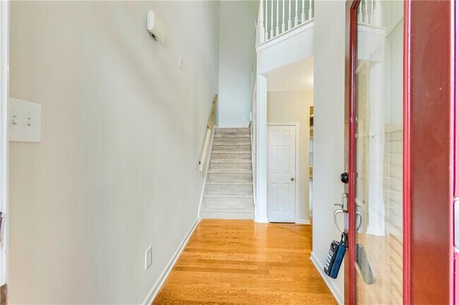 Building Photo - 81 Grampian Ct