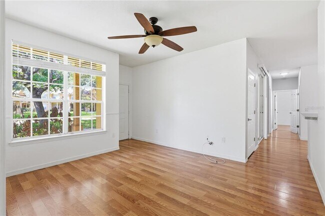 Foto del edificio - 858 Grand Regency Pointe