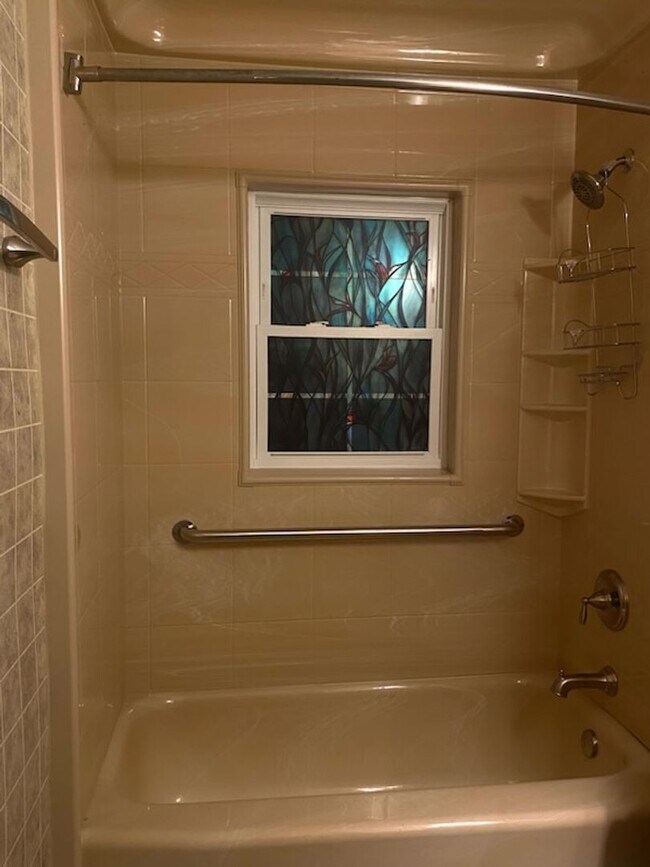 Photo - Charming Bungalow in Old Hickory/ Rayon City, Fenced Yard House