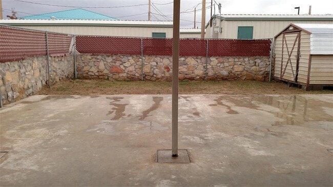 Building Photo - 11832 Balladeer Ave