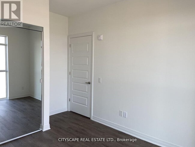 Building Photo - 460 Gordon Krantz Ave