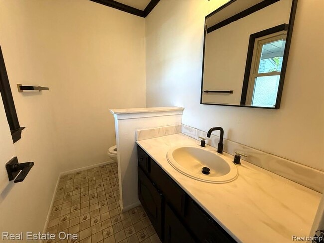 Building Photo - 26211 Simone St