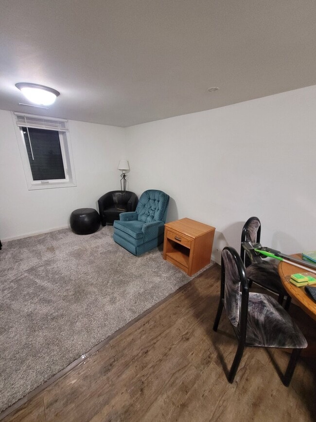 1300 E 6th St Unit 4, Sioux Falls, SD 57103 Condo for Rent in Sioux Falls, SD