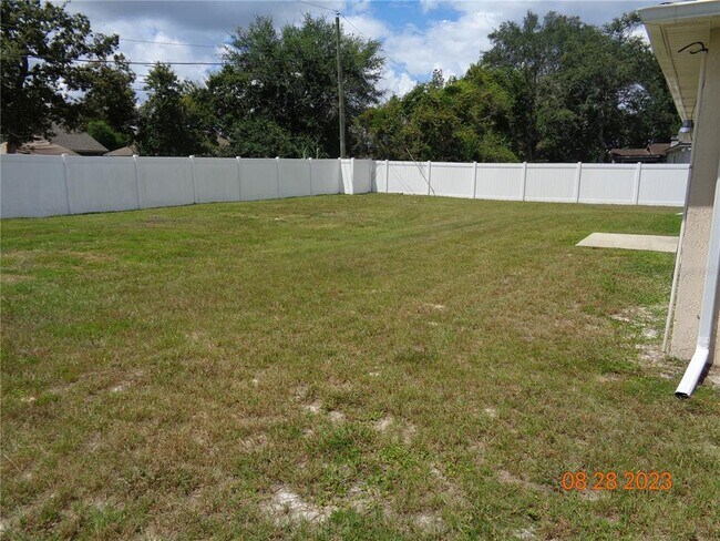 Building Photo - 2179 Dumas Dr
