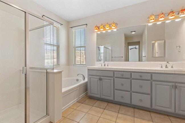 Building Photo - 20863 Grapevine Dr