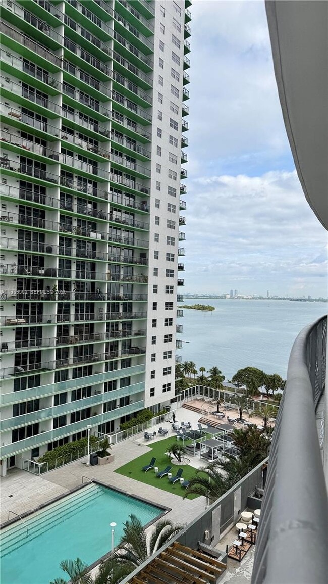 Foto del edificio - 1750 N Bayshore Dr