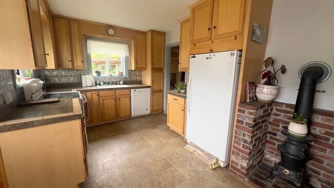 Foto del edificio - 35520 Tucker Creek Ln