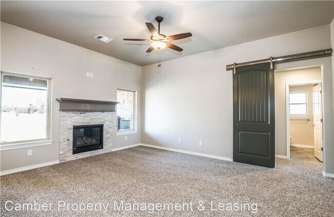 Building Photo - 3 br, 2 bath House - 3421 Superior Drive