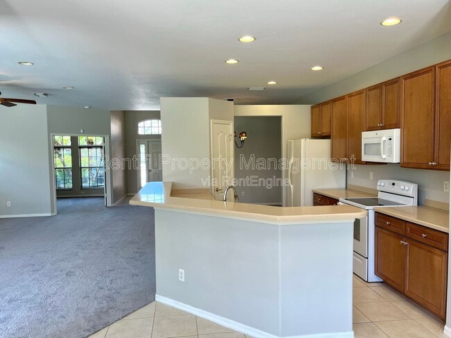 Building Photo - 13062 Sail Away St