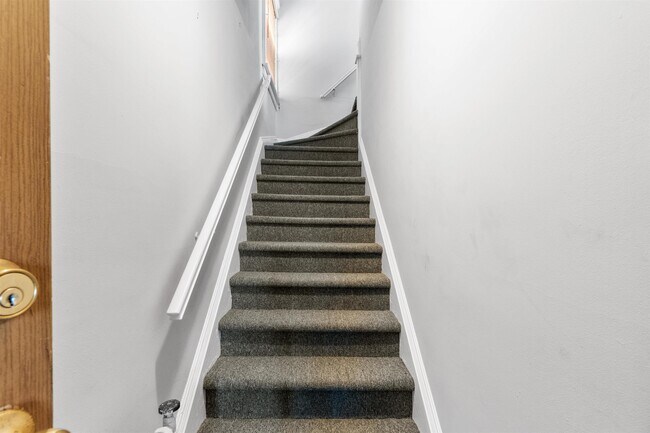 Foto del edificio - 154 W 9th St