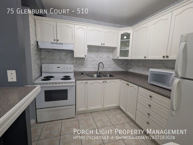 Building Photo - 2 Bedroom Condo with Private Laundry and O...