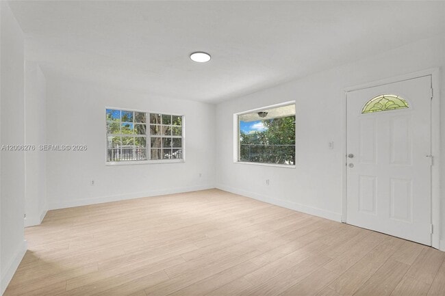 Building Photo - 153 NW 42nd St