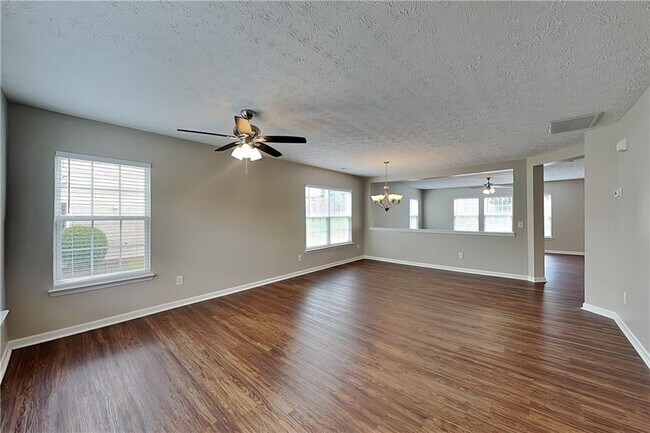Foto del edificio - 2068 White Top Rd SE
