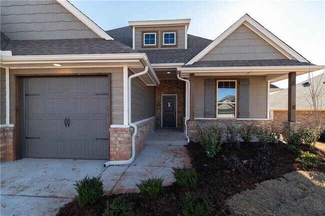 Foto del edificio - 504 NW 198th St