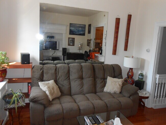 Foto del edificio - 2107 S 16th St