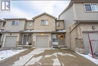Building Photo - 231 Dicenzo Dr