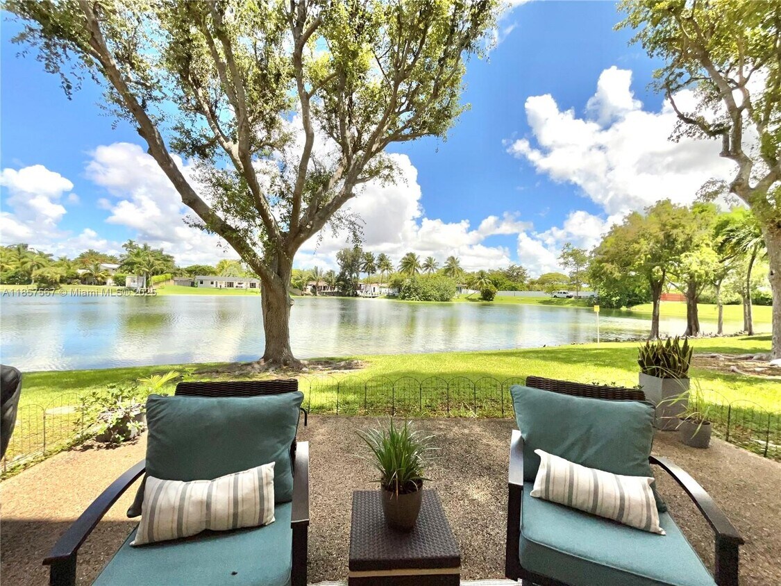 Foto principal - 13781 SW 84th St