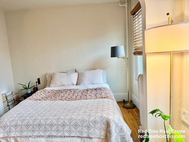 Photo - 32 Irving St Apartment