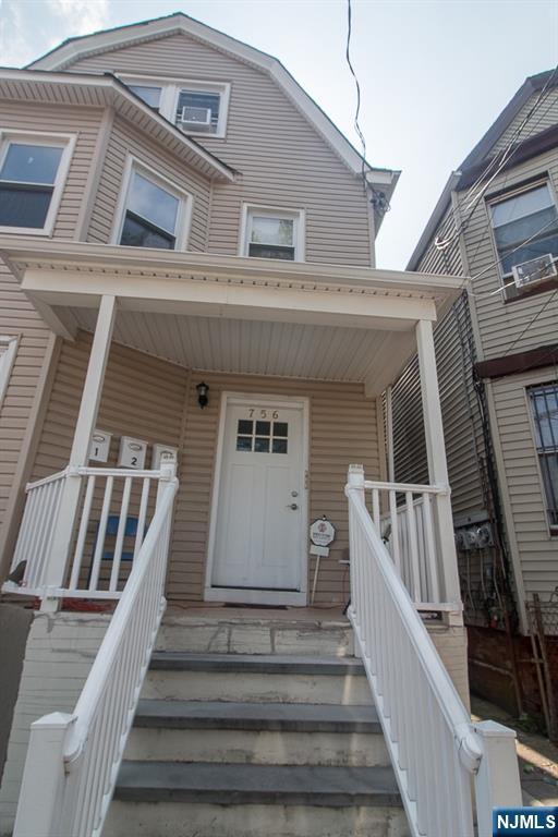 Foto principal - 756 S 17th St