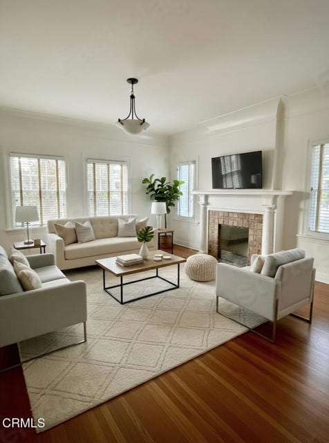 Building Photo - 588 S Mentor Ave