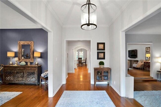 Foto del edificio - 6320 Mountain Brook Ln NW