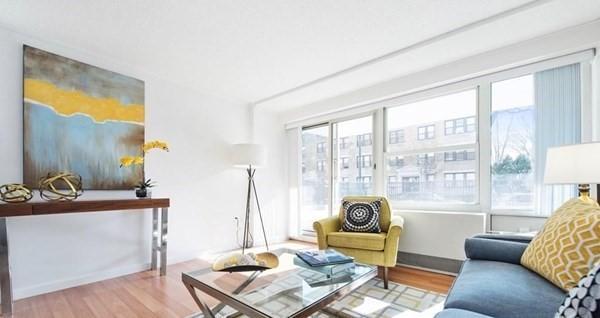 Building Photo - 2 bedroom in Cambridge MA 02139