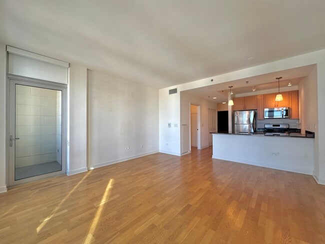 Photo - 1400 S Michigan Ave Apartment