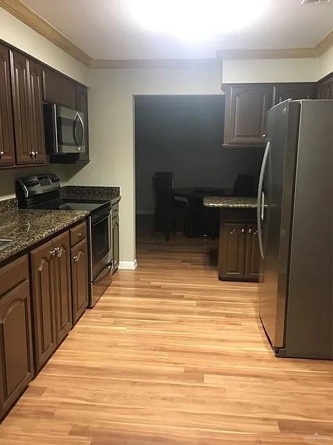 Building Photo - 21 Uvalde Ave