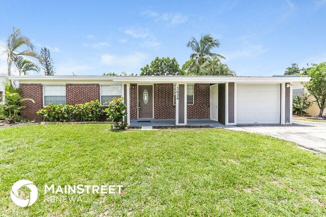 Building Photo - 3626 Everglades Rd
