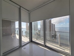 Building Photo - 300 Biscayne Blvd