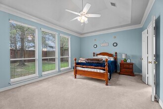 Building Photo - 9610 Champions Cove Dr