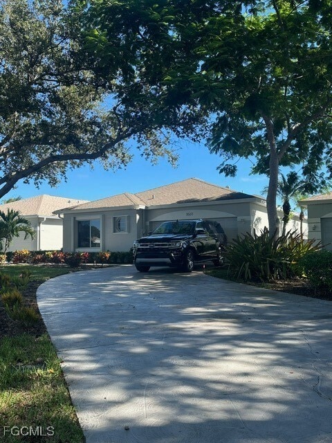 Building Photo - 9510 Village View Blvd