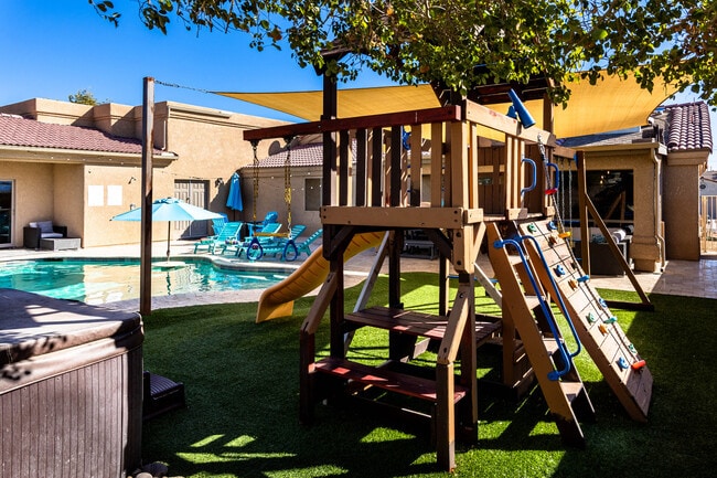 Foto del edificio - 820 Avalon Ave