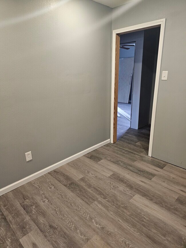 Foto del edificio - 8 Honeysuckle Dr