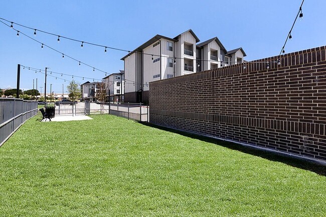 The Luxe en Lewisville - Parque para perros - The Luxe at Lewisville