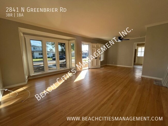 Foto del edificio - 2841 N Greenbrier Rd