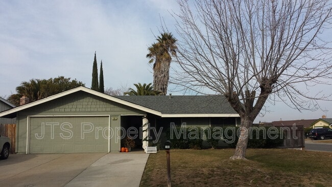 Photo - 100 Decathlon Cir House