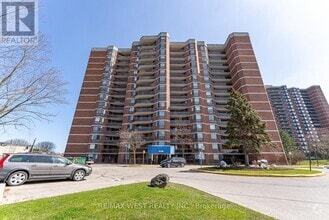 Building Photo - 238-238 Albion Rd
