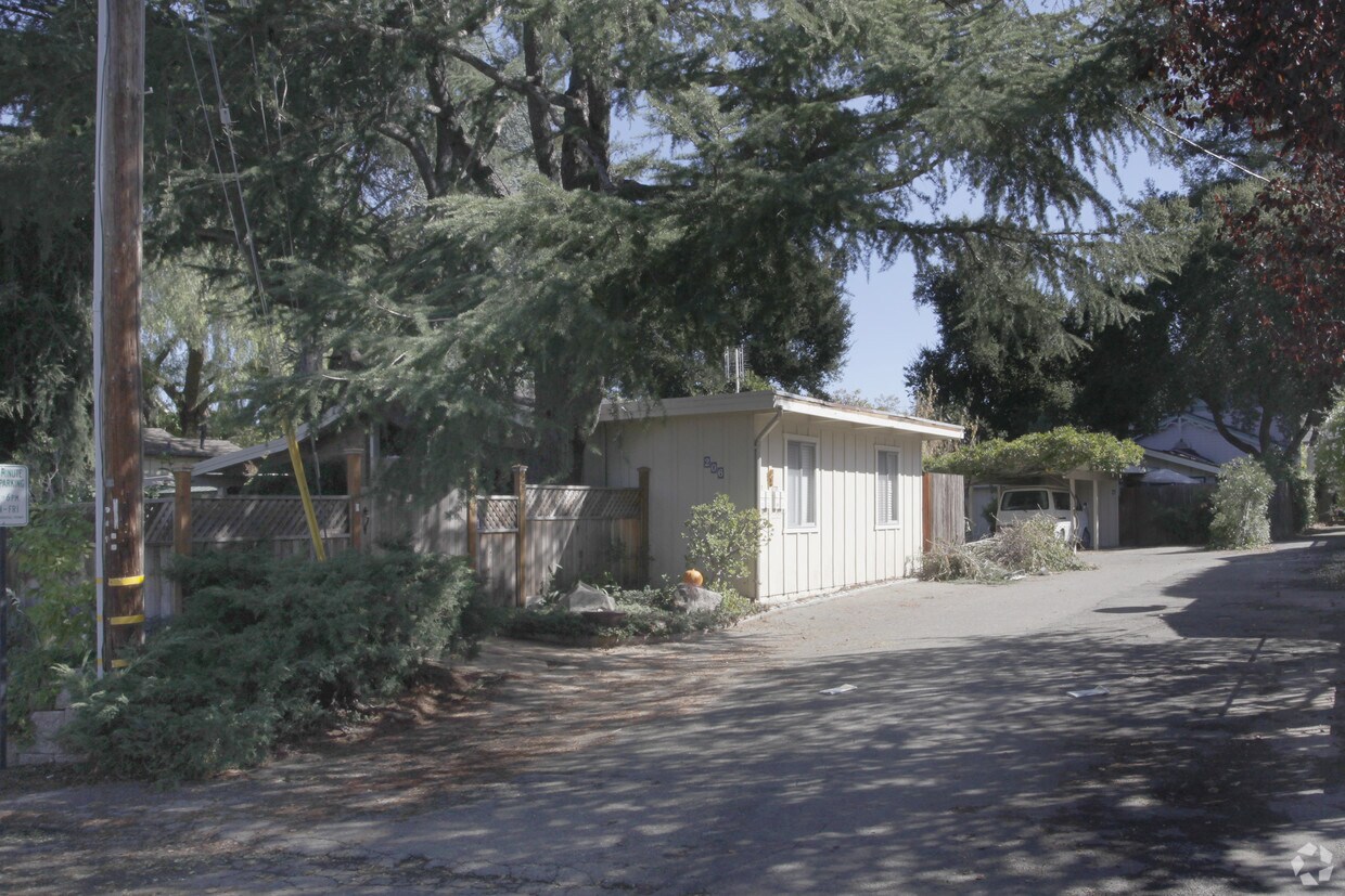 Foto principal - 206 Bella Vista Ave