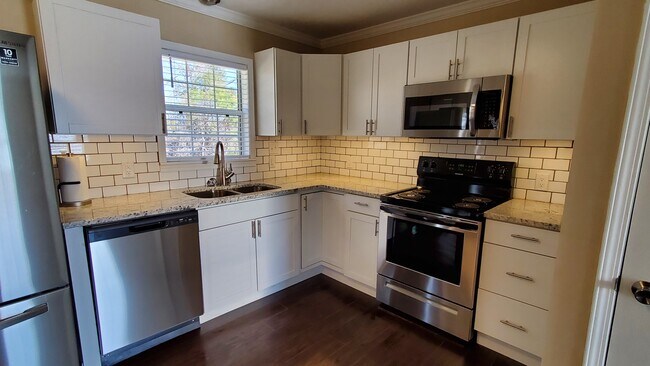 Fotografía del edificio - 149 Davis Ln