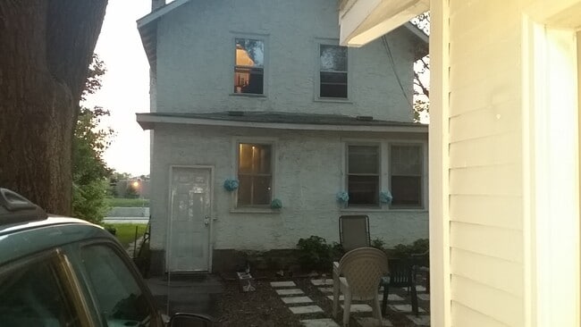 Parte trasera exterior - 1094 11th Ave SE