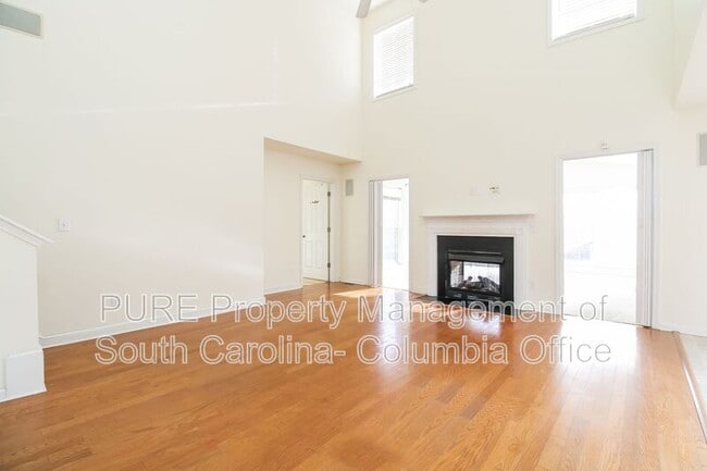 Building Photo - 320 Blackloon Dr