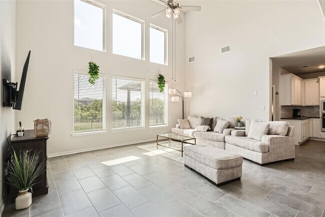 Foto del edificio - 658 Cherrystone Loop